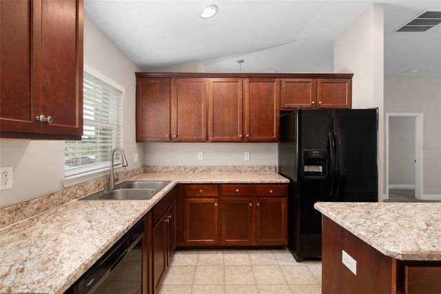 806 CHELSEA AVENUE, Fruitland Park, FL 34731