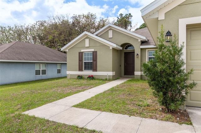806 CHELSEA AVENUE, Fruitland Park, FL 34731