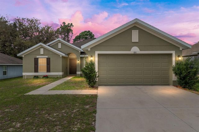 806 CHELSEA AVENUE, Fruitland Park, FL 34731