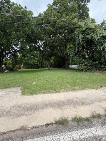 2523 E Ledbetter Drive, Dallas, TX 75216