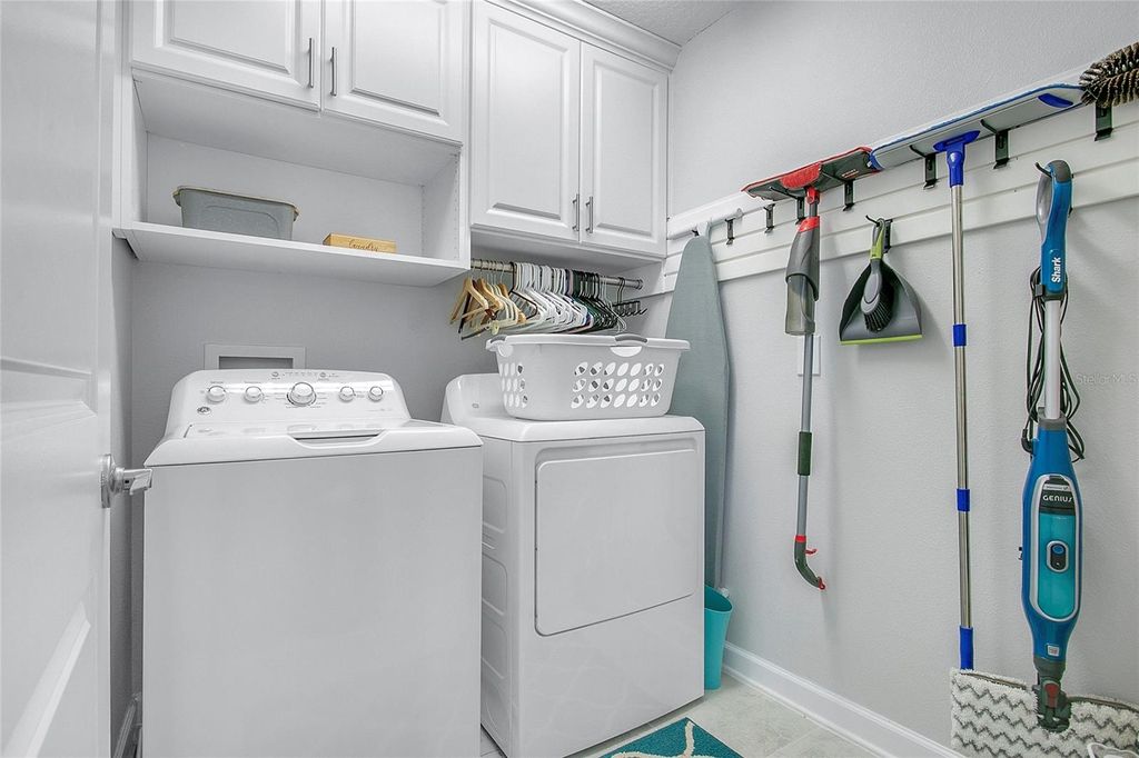 Image 22 of property listing at 11879 FICTION AVENUE, Orlando, FL 32832