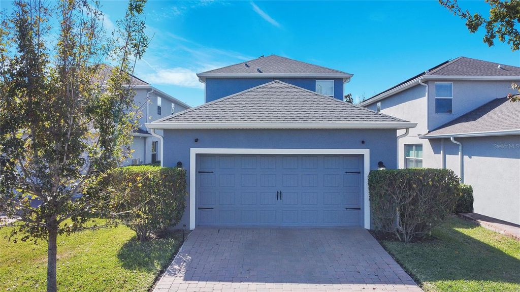 Image 23 of property listing at 11879 FICTION AVENUE, Orlando, FL 32832