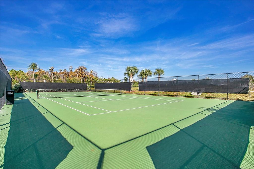 Image 32 of property listing at 11879 FICTION AVENUE, Orlando, FL 32832