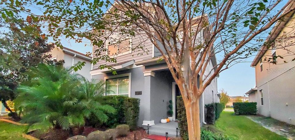 Image 34 of property listing at 11879 FICTION AVENUE, Orlando, FL 32832