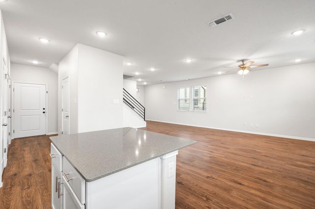 195 White Horses DR, Kyle, TX 78640