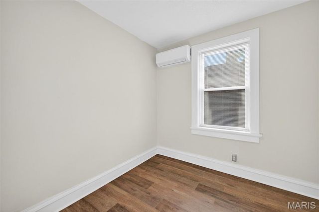 5803 S Kingshighway Boulevard 2S, St Louis, MO 63109