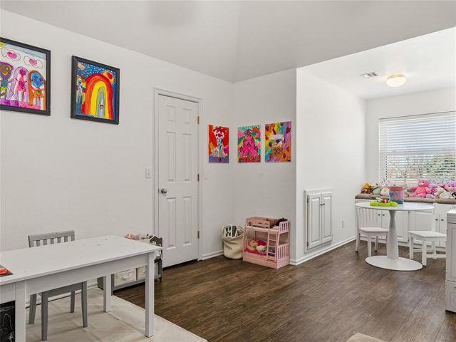 3913 Shortgrass Circle, Edmond, OK 73003