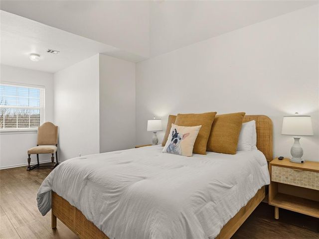 3913 Shortgrass Circle, Edmond, OK 73003