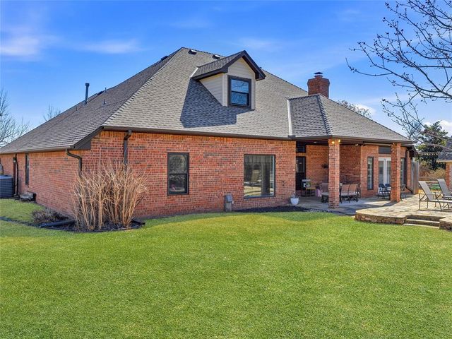 3913 Shortgrass Circle, Edmond, OK 73003