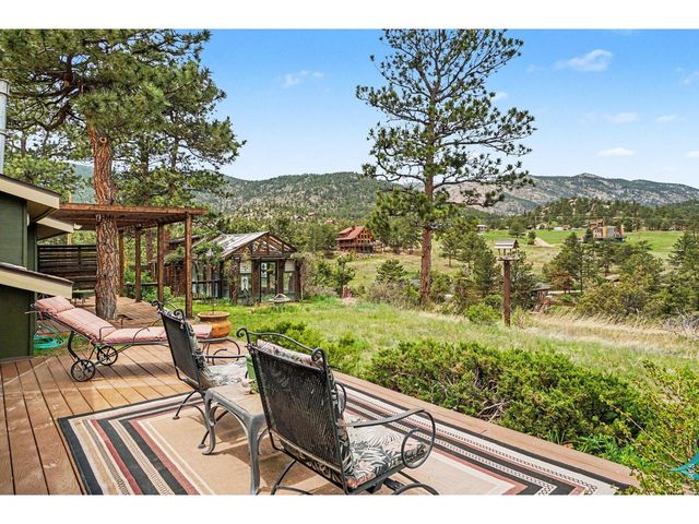 239 Estes Park Estates Dr, Lyons, CO 80540
