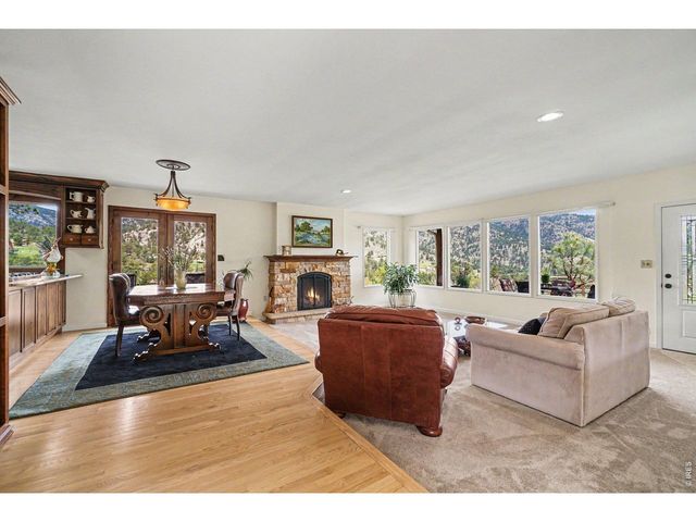 239 Estes Park Estates Dr, Lyons, CO 80540