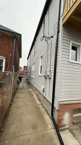 1434 Campbell Street, Detroit, MI 48209