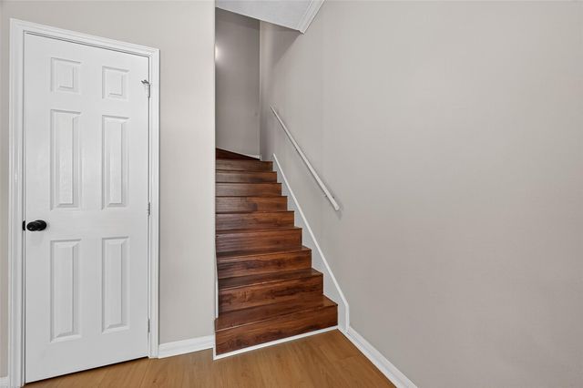 2710 Grants Lake Boulevard L8, Sugar Land, TX 77479