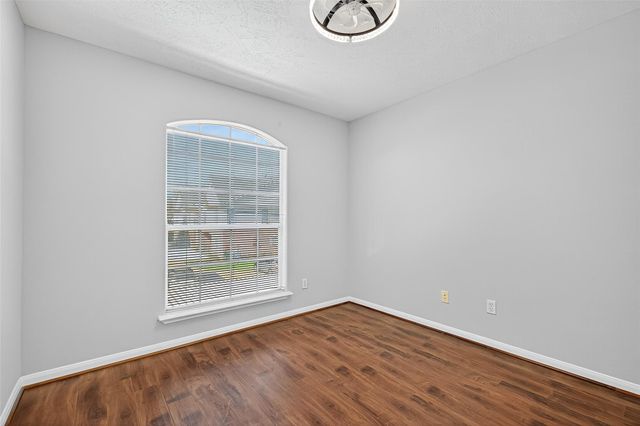 2710 Grants Lake Boulevard L8, Sugar Land, TX 77479