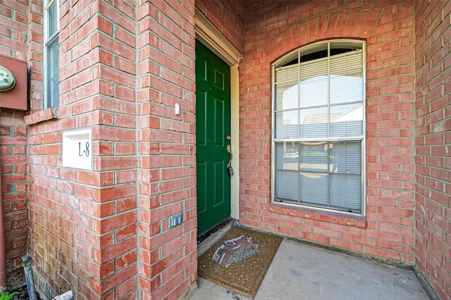 2710 Grants Lake Boulevard L8, Sugar Land, TX 77479
