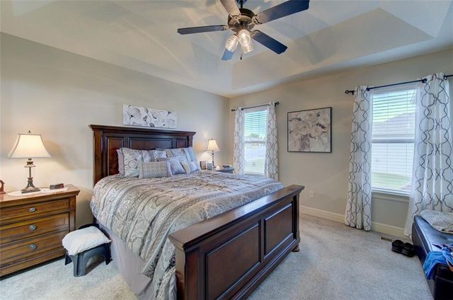 13305 N Copper Ridge Drive, Platte City, MO 64079