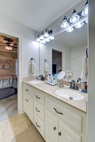 13305 N Copper Ridge Drive, Platte City, MO 64079