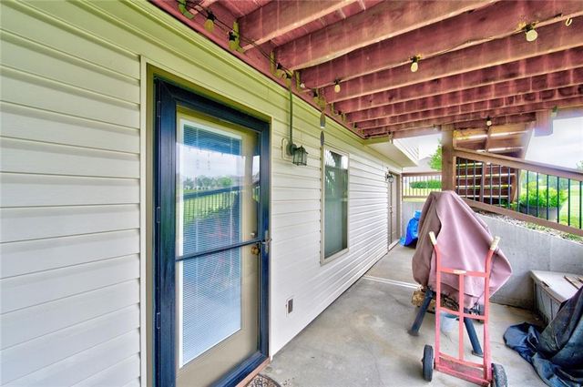 13305 N Copper Ridge Drive, Platte City, MO 64079