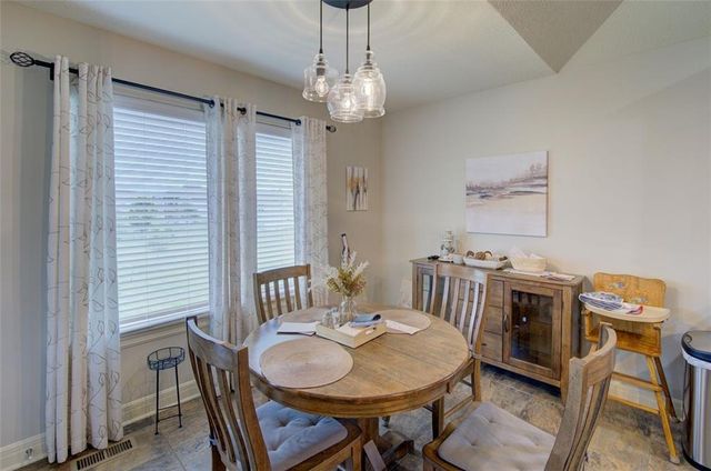 13305 N Copper Ridge Drive, Platte City, MO 64079