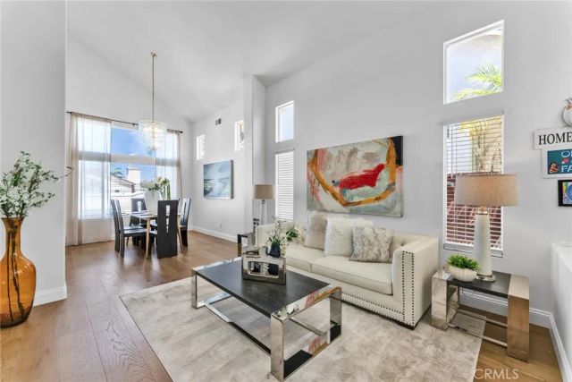 44611 Camino Gonzales, Temecula, CA 92592