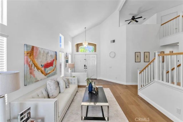 44611 Camino Gonzales, Temecula, CA 92592