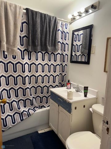 1629 2nd Avenue S, Fargo, ND 58103