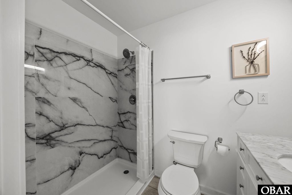 Image 18 of property listing at 24295 Seabreeze Drive Lot 1R, Rodanthe, NC 27968