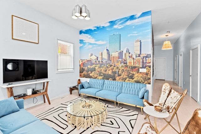 108-110 Trenton St 1, Boston, MA 02128