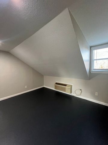 6200 Victor Street B, Dallas, TX 75214