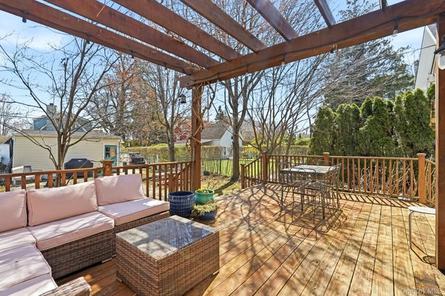 306 Prospect Avenue, Mamaroneck, NY 10543