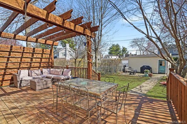 306 Prospect Avenue, Mamaroneck, NY 10543