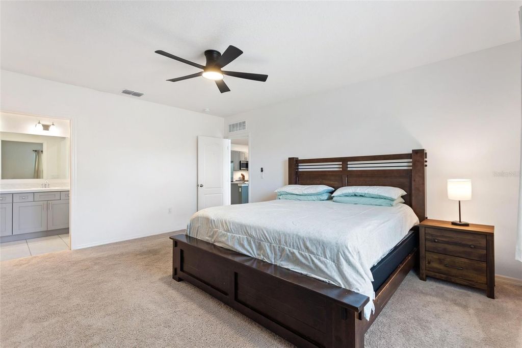 Image 19 of property listing at 1106 ALTHEA DRIVE, Indian Lake Estates, FL 33855