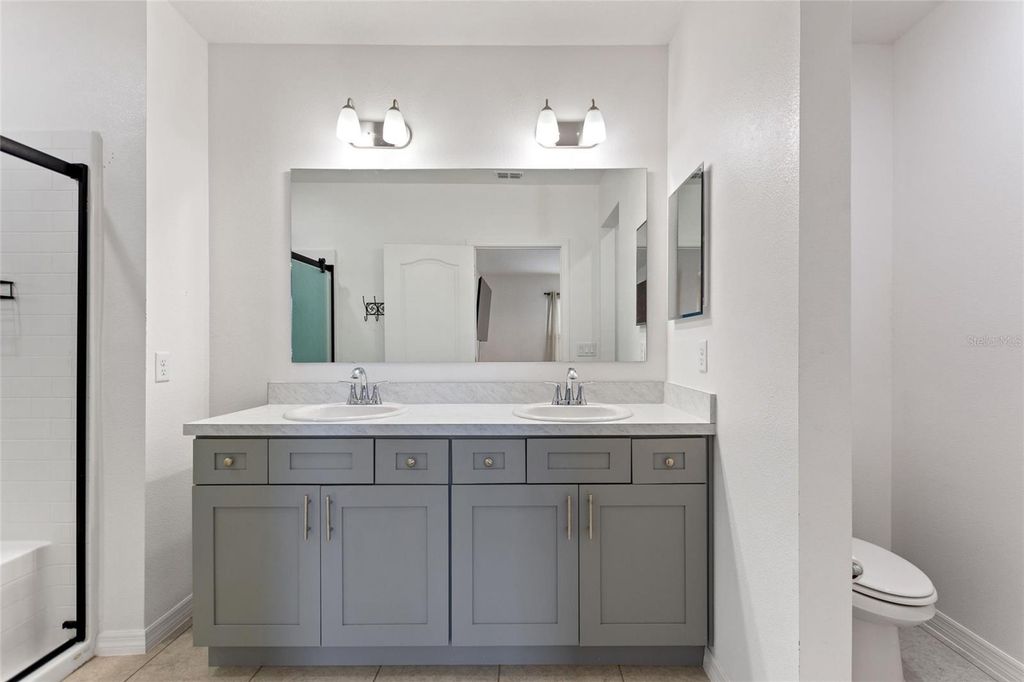 Image 20 of property listing at 1106 ALTHEA DRIVE, Indian Lake Estates, FL 33855