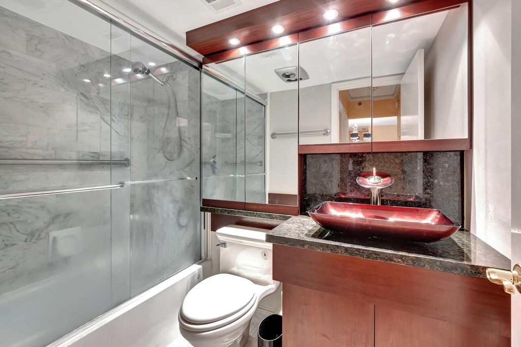 Image 11 of property listing at 3215 S Ocean Boulevard 307, Highland Beach, FL 33487