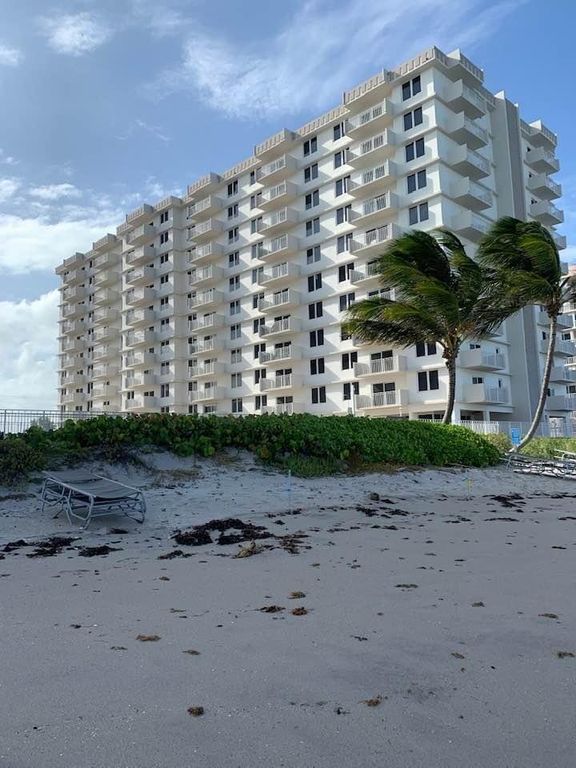 Image 20 of property listing at 3215 S Ocean Boulevard 307, Highland Beach, FL 33487