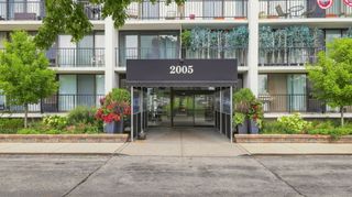 2005 S Finley Road 604, Lombard, IL 60148