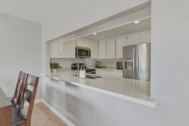 702 Gettysburg Way, Gilroy, CA 95020
