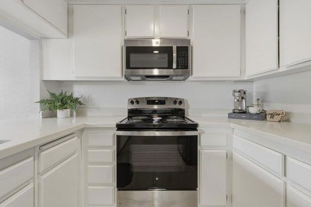702 Gettysburg Way, Gilroy, CA 95020