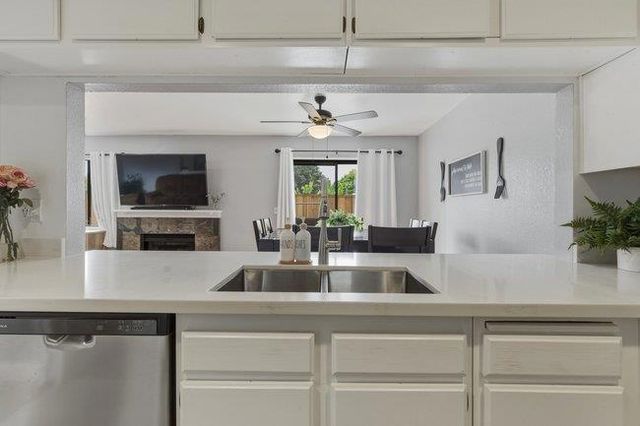 702 Gettysburg Way, Gilroy, CA 95020