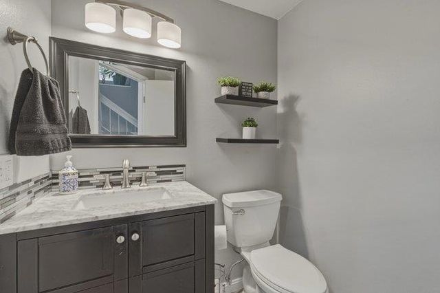 702 Gettysburg Way, Gilroy, CA 95020