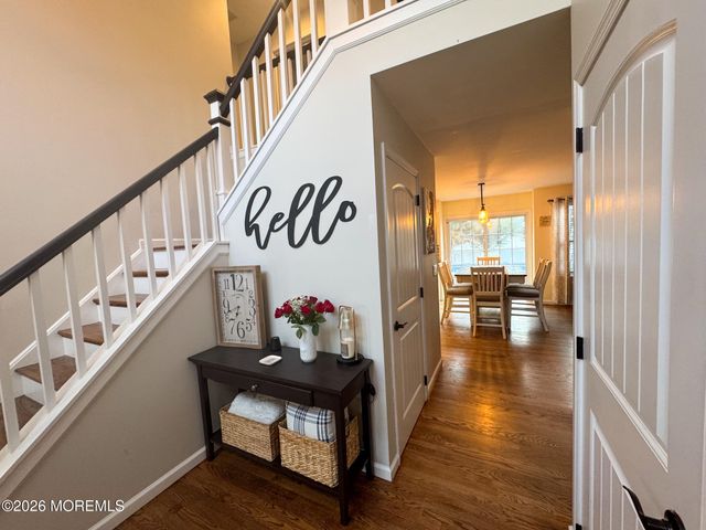 137 Bowsprit Road, Manahawkin, NJ 08050