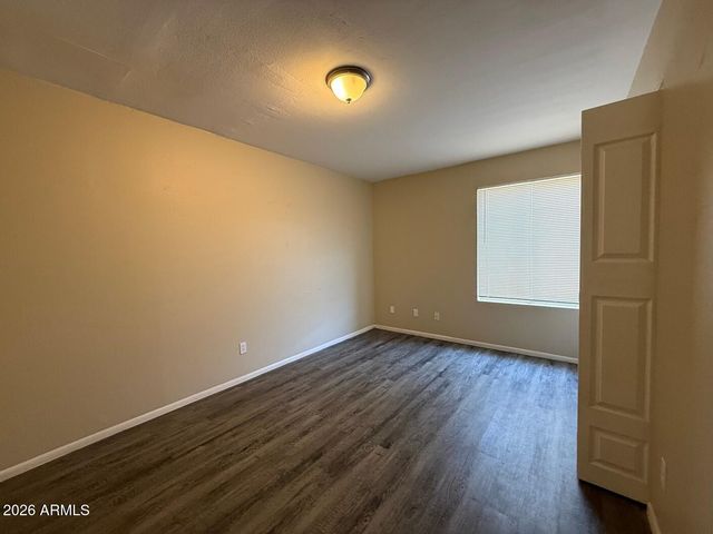 4212 W CINNABAR Avenue, Phoenix, AZ 85051