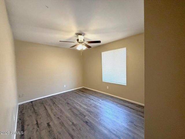 4212 W CINNABAR Avenue, Phoenix, AZ 85051