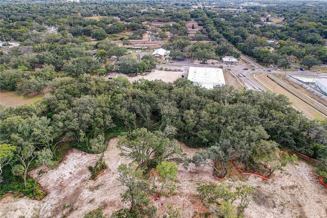 6905 & 6907 ROWLETT PARK DRIVE, Tampa, FL 33610