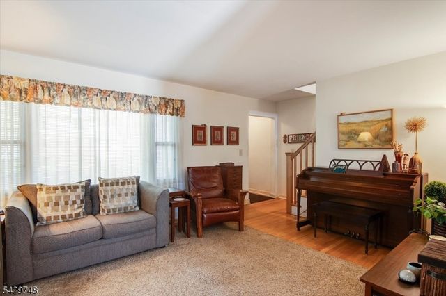 830 Collingwood Ave, Maywood Boro, NJ 07607