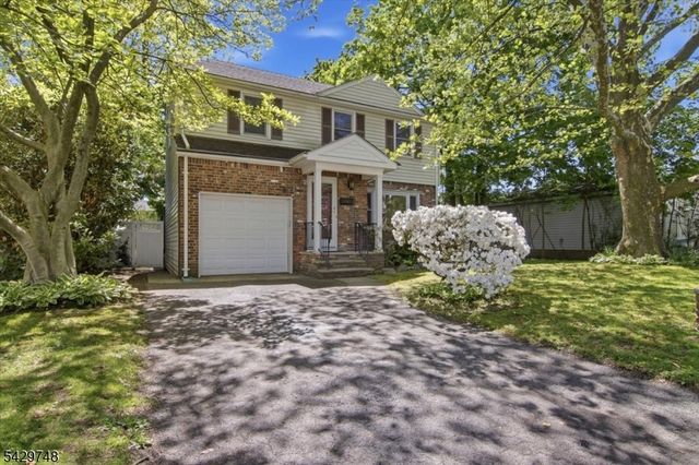 830 Collingwood Ave, Maywood Boro, NJ 07607