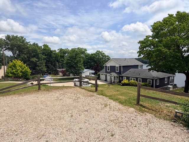 3691 Holiday Drive, Greenville, MI 48838