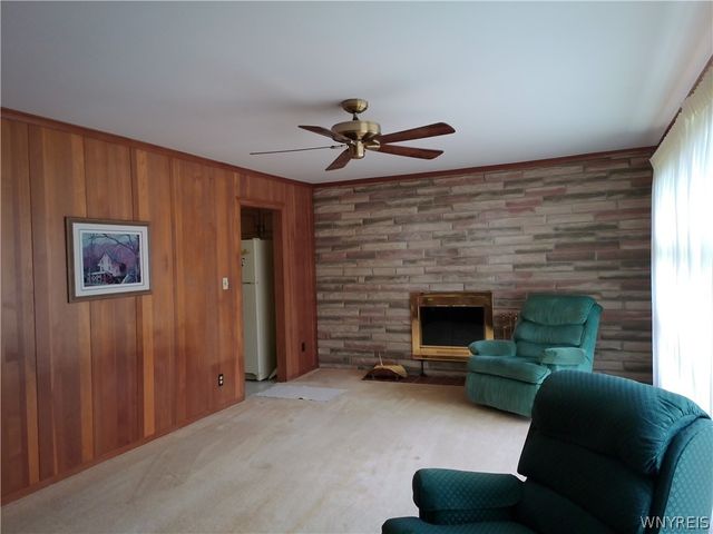 6570 Hillside Drive, Boston, NY 14127
