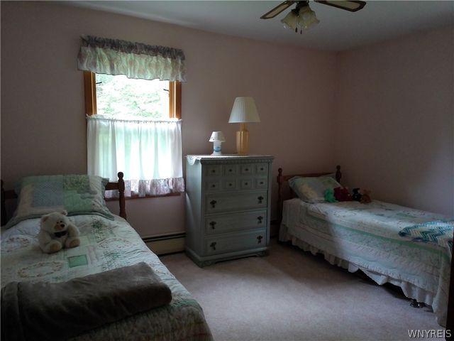 6570 Hillside Drive, Boston, NY 14127