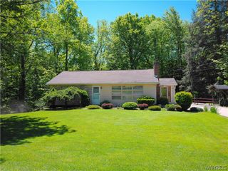 6570 Hillside Drive, Boston, NY 14127